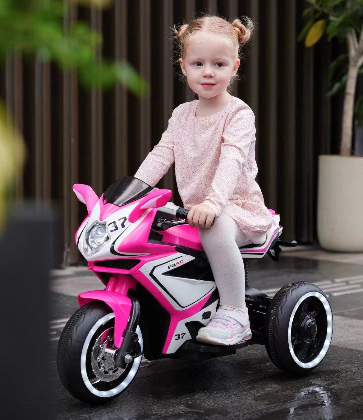 Tamco 6V Kids Electric Motorcycle for 3-4-Year-Old Girls (pink)