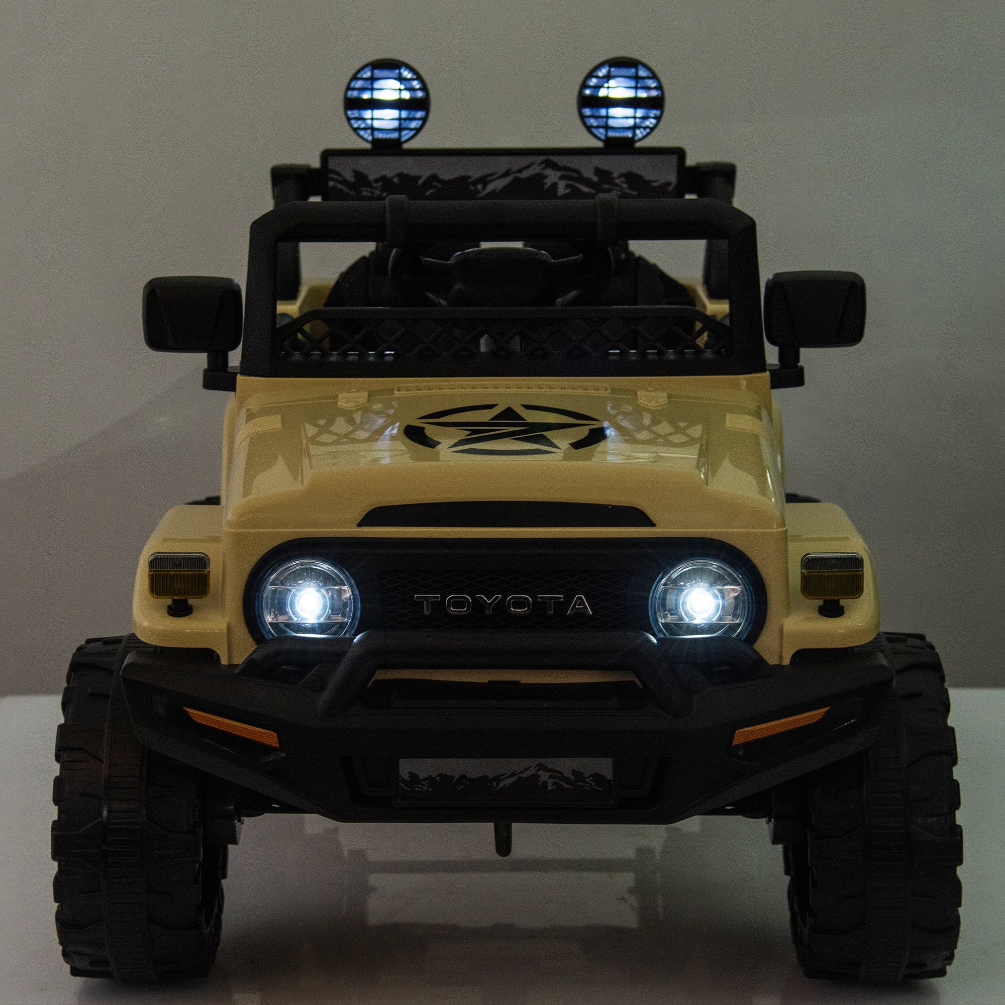 Toyota FJ Cruiser 12V Kids Ride-On Car with Remote Control