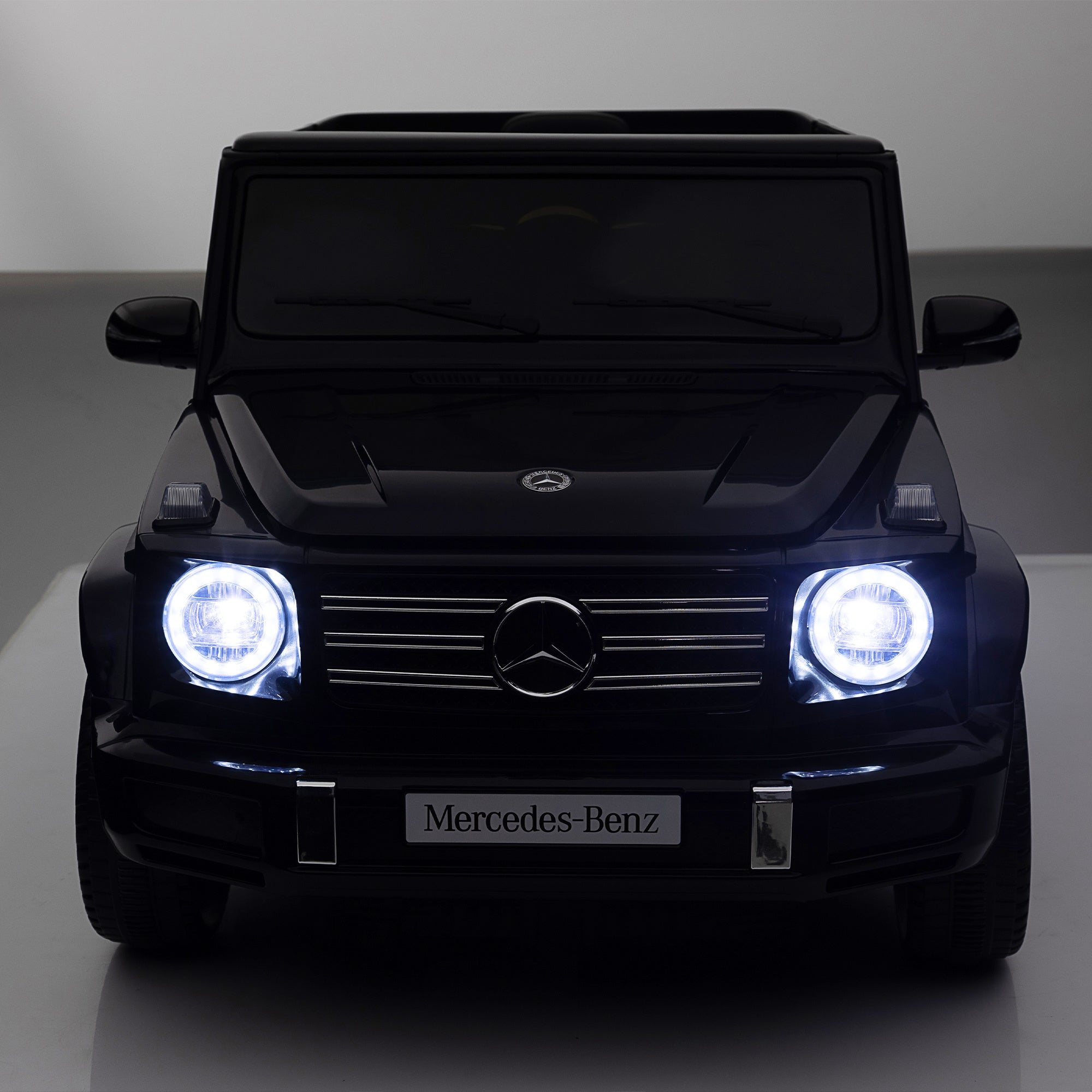Mercedes-Benz G500 24V Kids Ride-On Car with Remote Control (black)