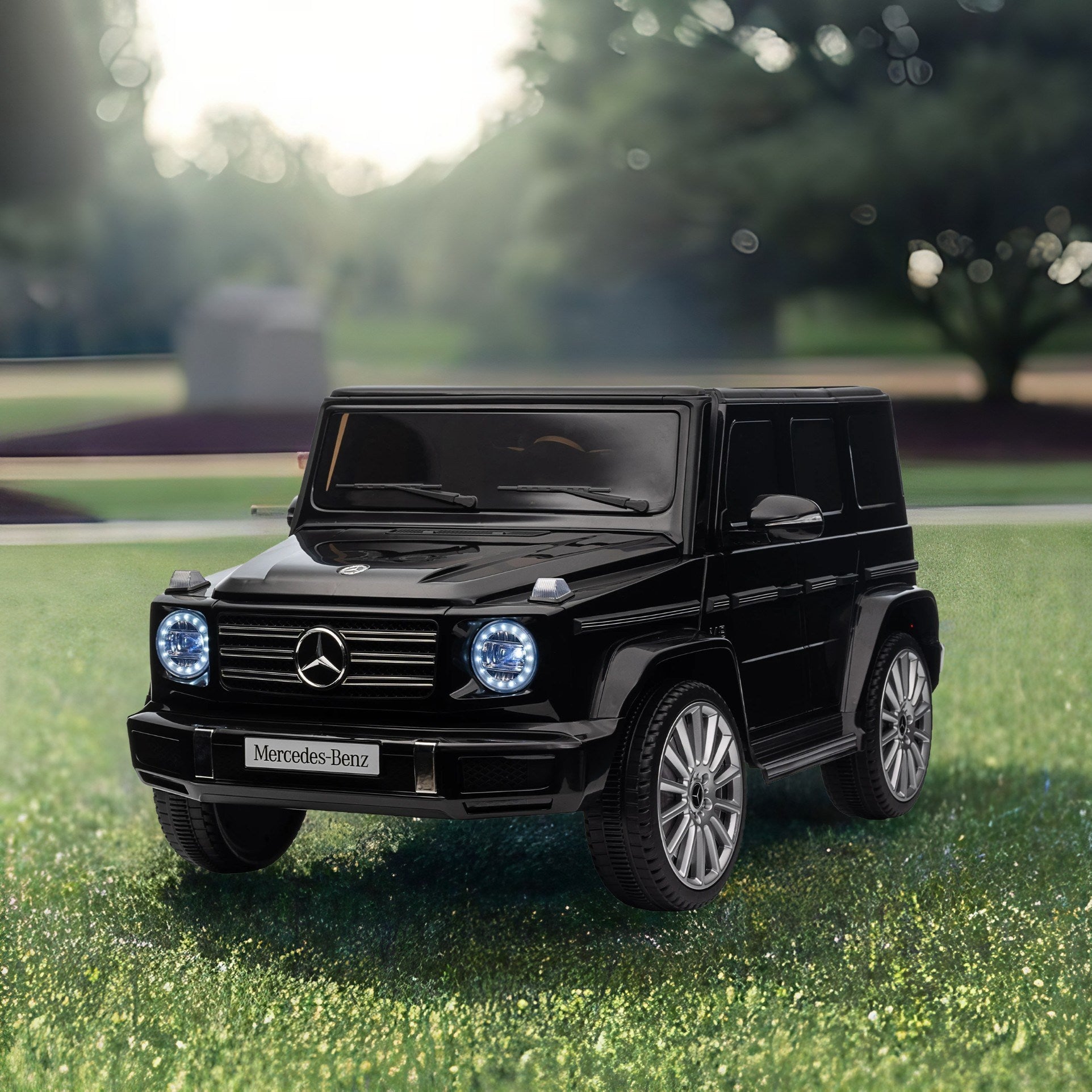 Mercedes-Benz G500 24V Kids Ride-On Car with Remote Control (black)